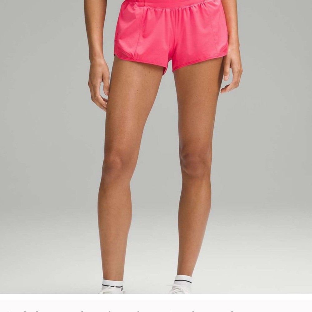 Lululemon Athletica Hotty Hot Low Rise 2.5” in lip gloss